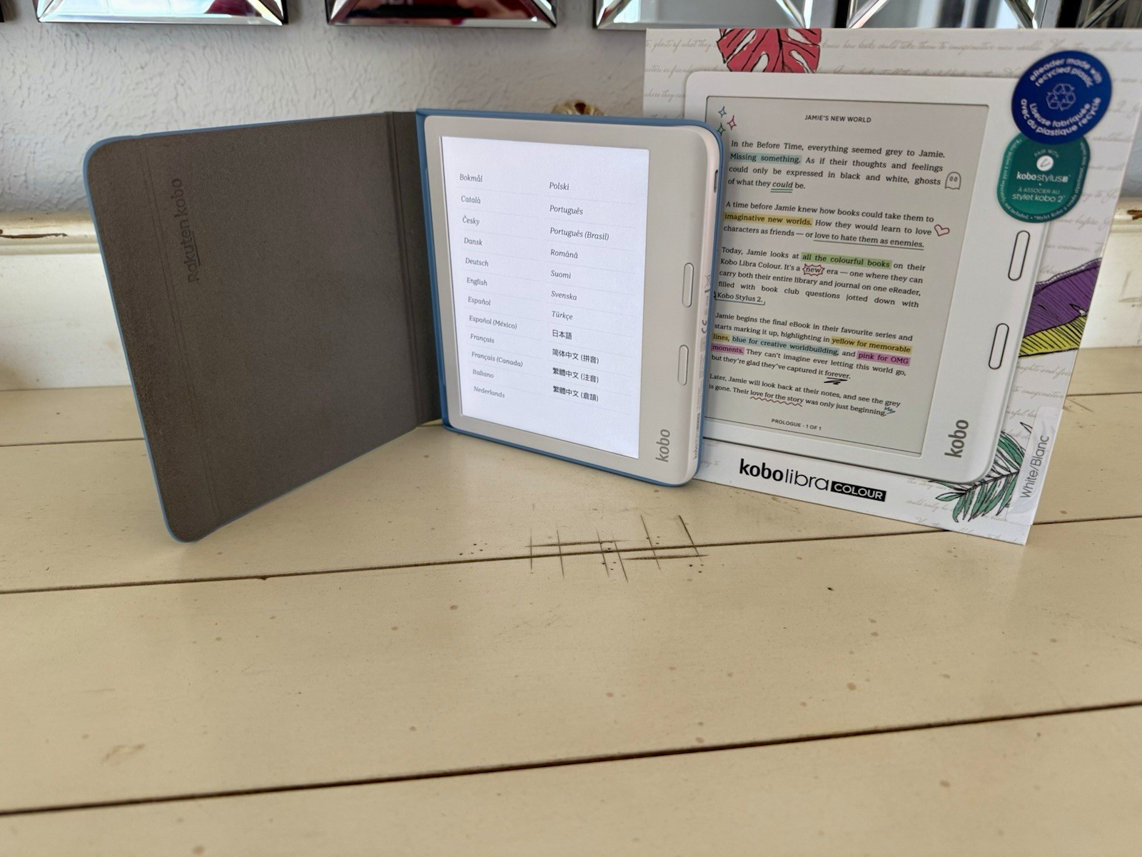 Kobo Libra Colour eBook Reader bundled with Kobo SleepCover case, 32gb…..MINT