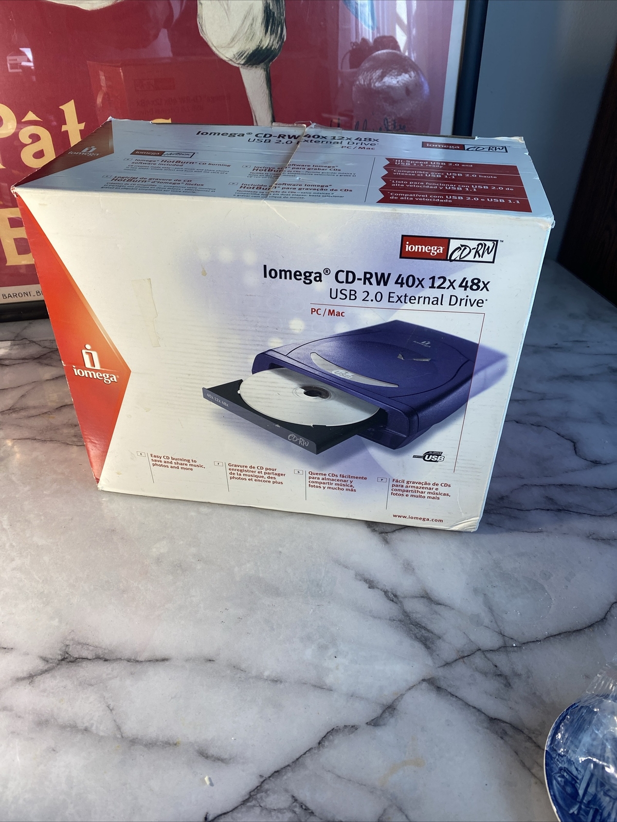 IOMEGA CD-RW 40X12X48X USB 2.0 EXTERNAL DRIVE WITH BOX