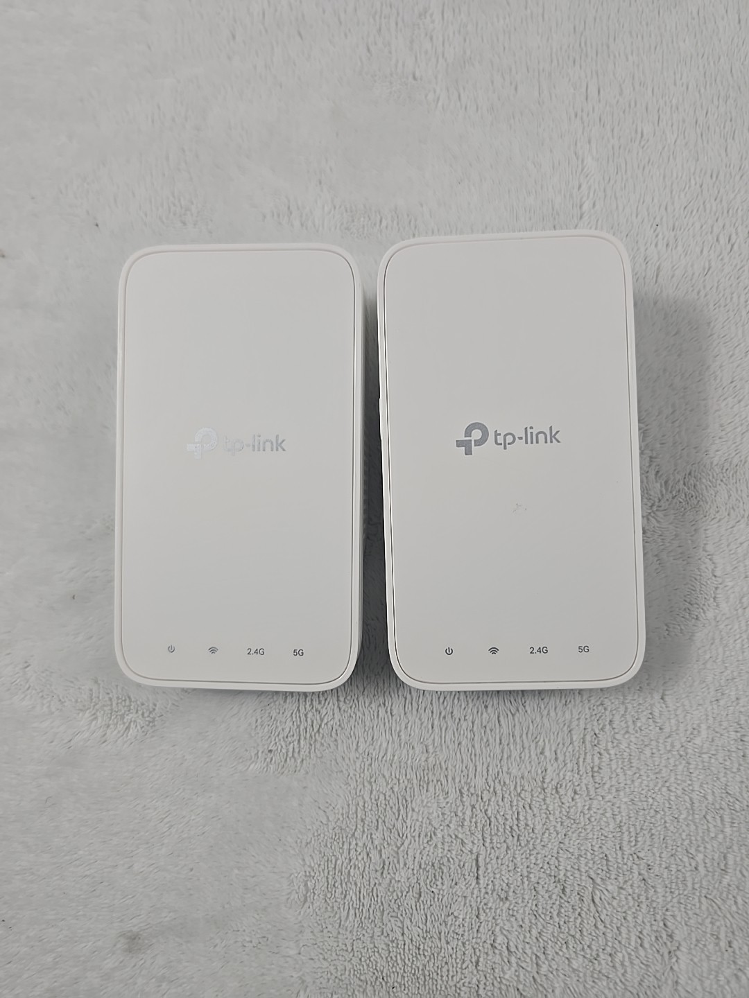 TP-Link Network RE300 AC1200 Mesh Wi-Fi Range Extender 2.4GHz and 5GHz Lot Of 2