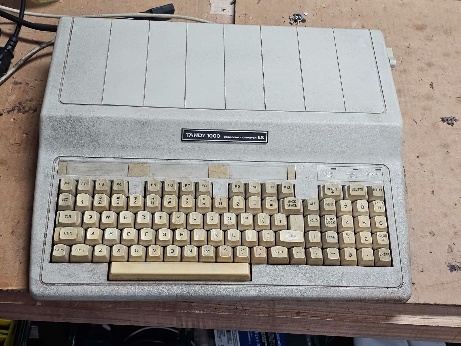 Vintage Retro Radio Shack Tandy 1000 EX 25-1050 w/640K Memory Expansion Posts