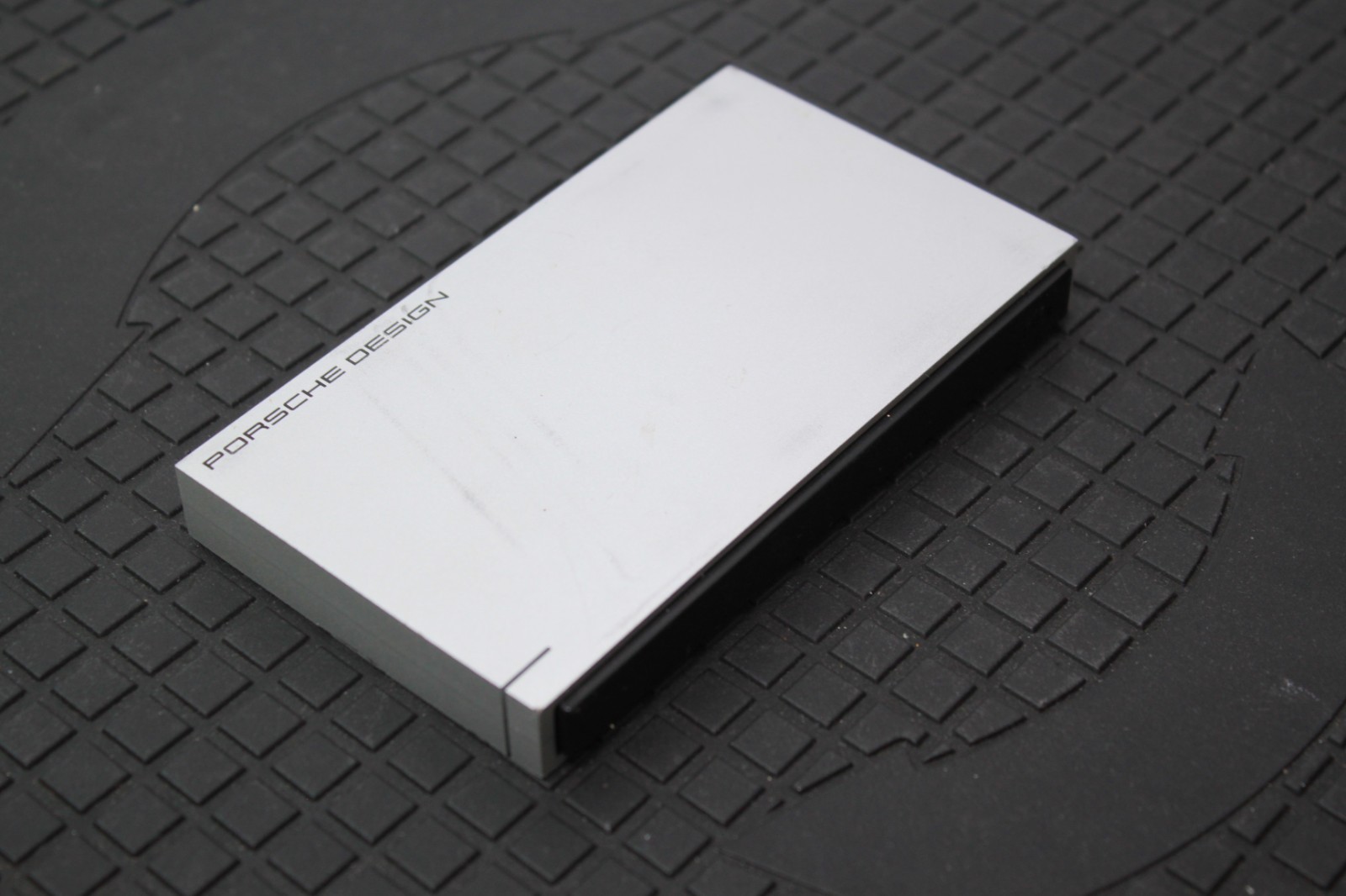 LaCie AR25U3S Porsche Design Single 1TB USB 3.0 Portable External Hard Drive