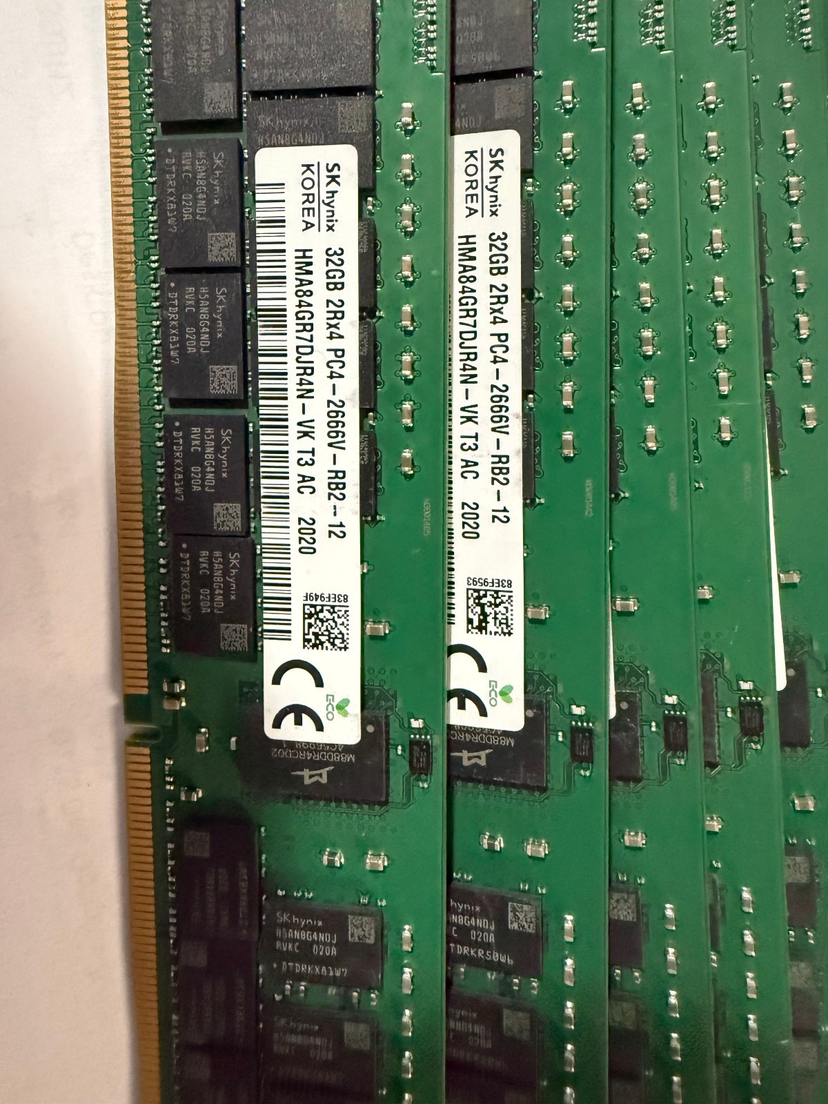 SK Hynix 32GB 2RX4 PC4-2666V DDR4 ECC Memory RDIMM HMA84GR7CJR7DJR4N