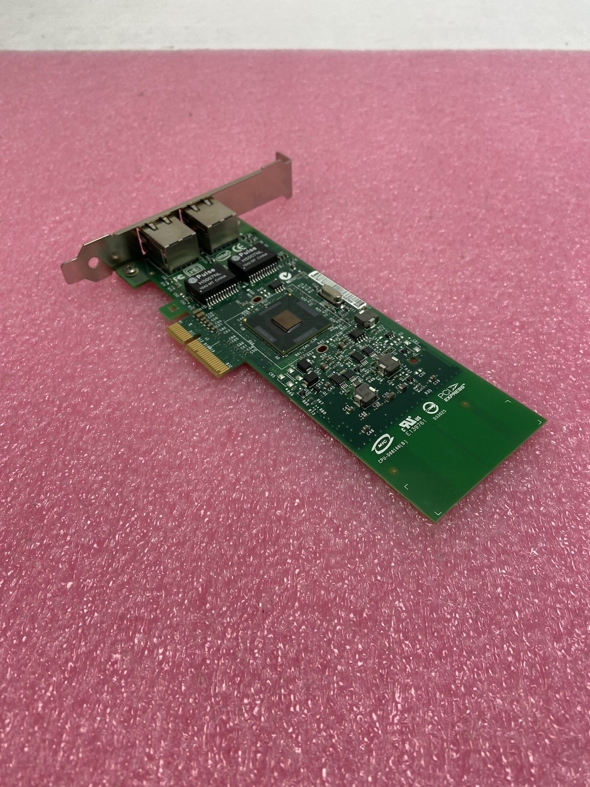 Intel Gigabit ET Dual Port Server Low Profile Ethernet Adapter E1G42ETBLK