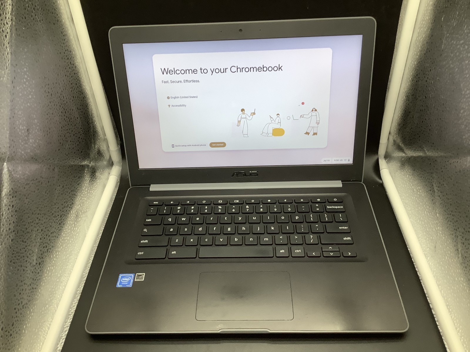 Asus Chromebook C403N 14" Laptop Intel Celeron N3350 4GB RAM 32GB eMMC Tested