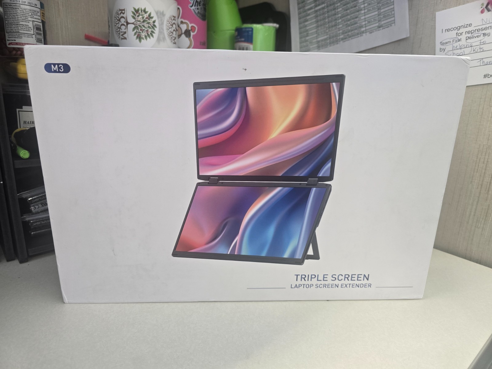 The M3 Triple Screen Laptop Screen Extender