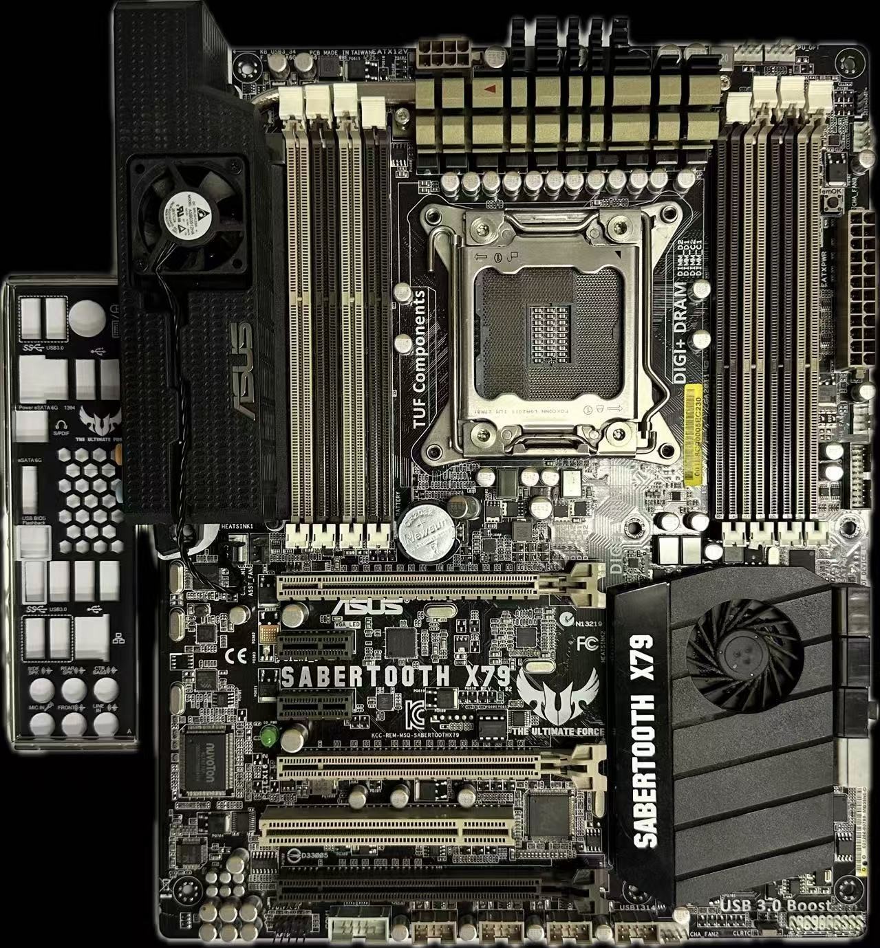 ASUS SABERTOOTH X79 ATX Motherboard Intel X79 Chipset LGA2011 DDR3 SATA3 I/O