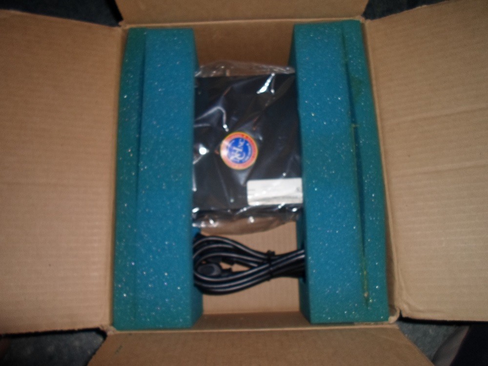 Black Box LE602A-R3 Local Repeater (New in Box)