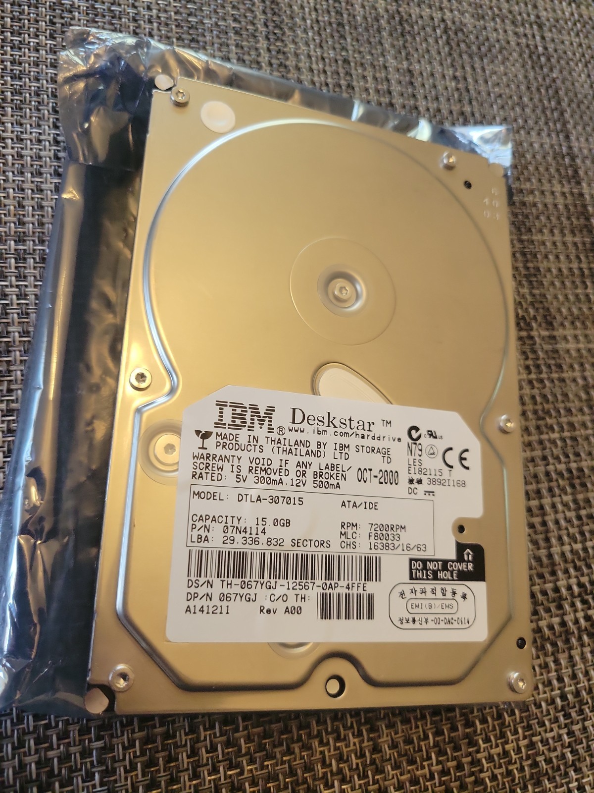 NOS IBM  Deskstar  DTLA-307015   ATA/IDE  15GB Hard Drive  Fast Shipping 