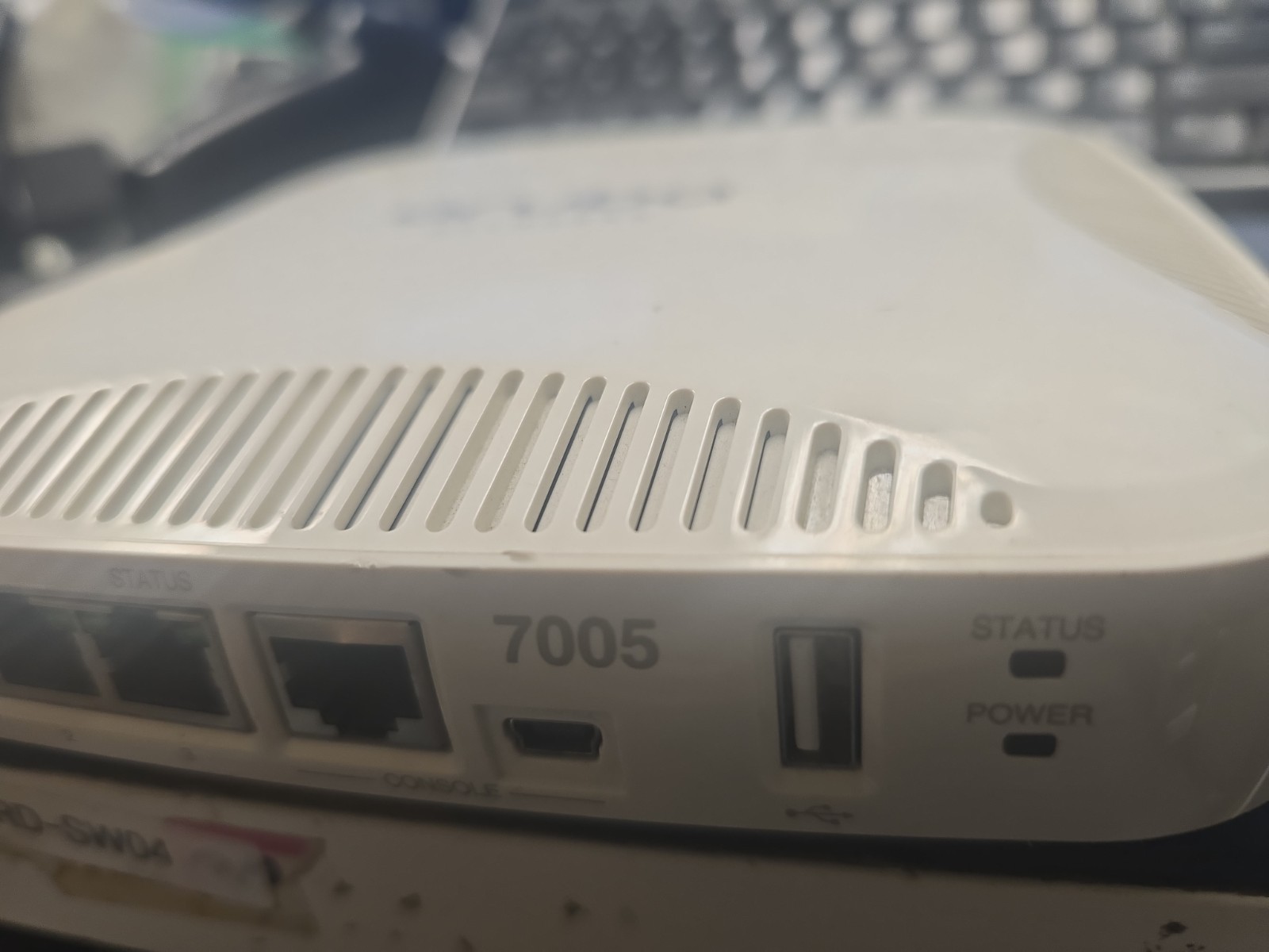 HPE Aruba Networks 7005-US Wireless Mobility Controller ARCN0104 w/Power Adapter