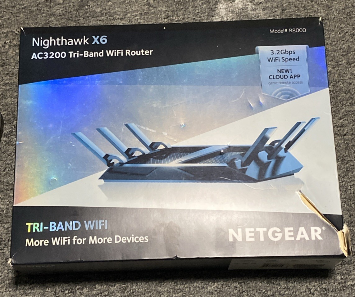 Netgear Nighthawk X6 AC3200 Tri-Band Wifi Gaming Router R8000