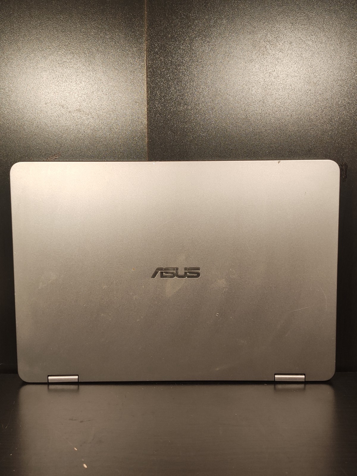 Asus Vivo Book Flip 14 J401M Notebook PC.
