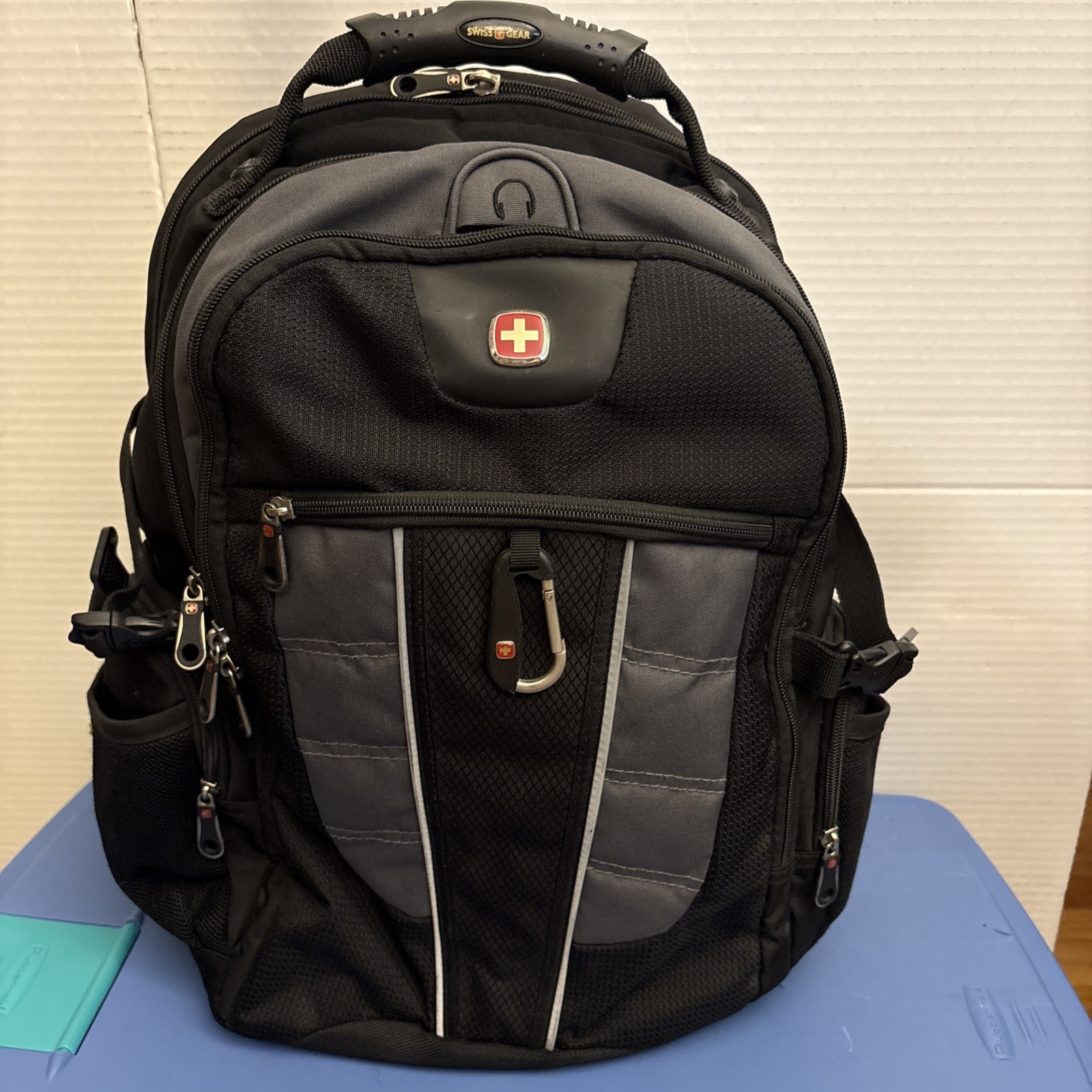 Swiss Gear By Wenger Scan smart For TSA And Airflow backpack