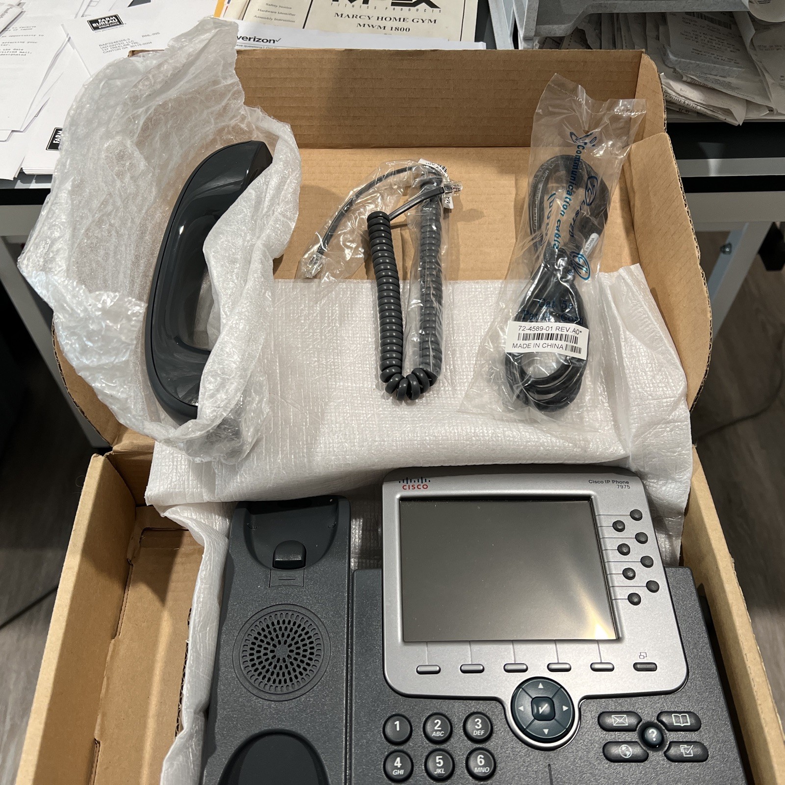 NEW in Box Cisco CP-7975G Eight Line Color Display Unified IP Phone VoIP