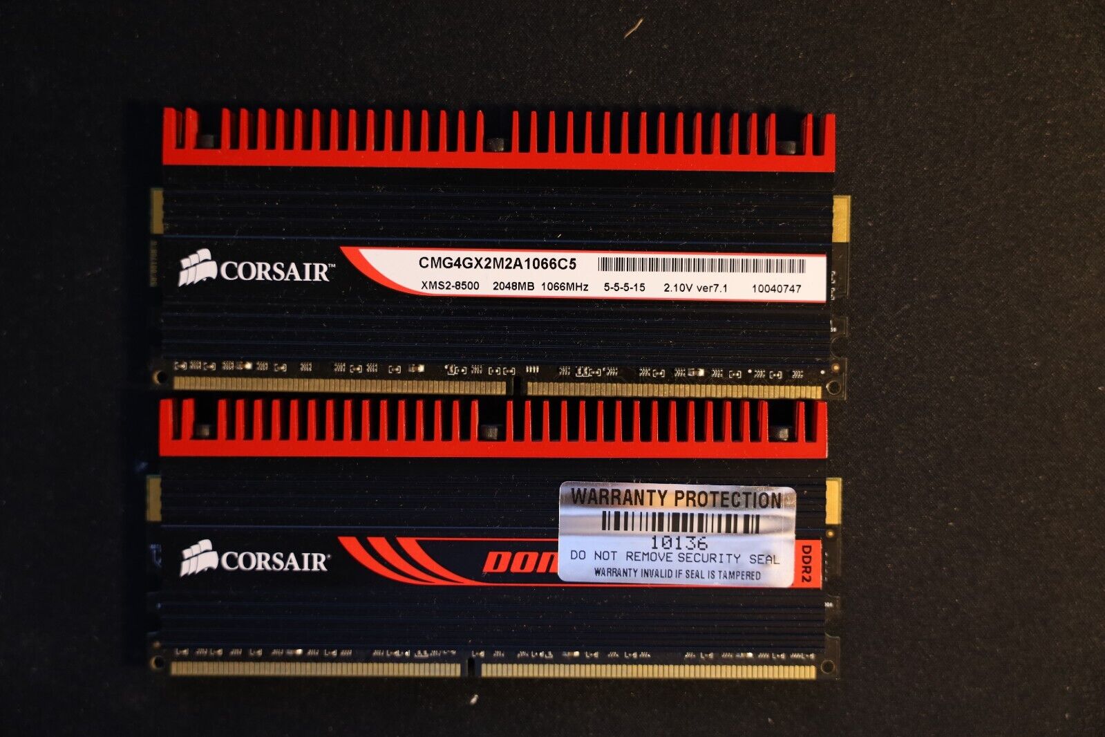 CORSAIR DOMINATOR GT 4GB (2 x 2GB) DDR2 1066 (PC2 8500) CMG4GX2M2A1066C5