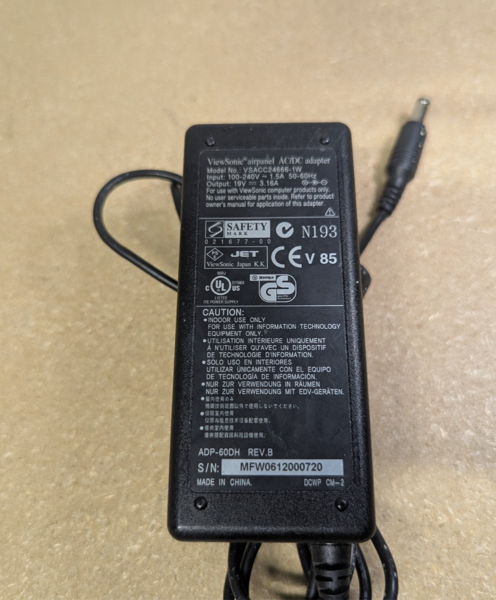Genuine ViewSonic airpanel AC/DC adapter VSACC24666-1W 19V 3.16A