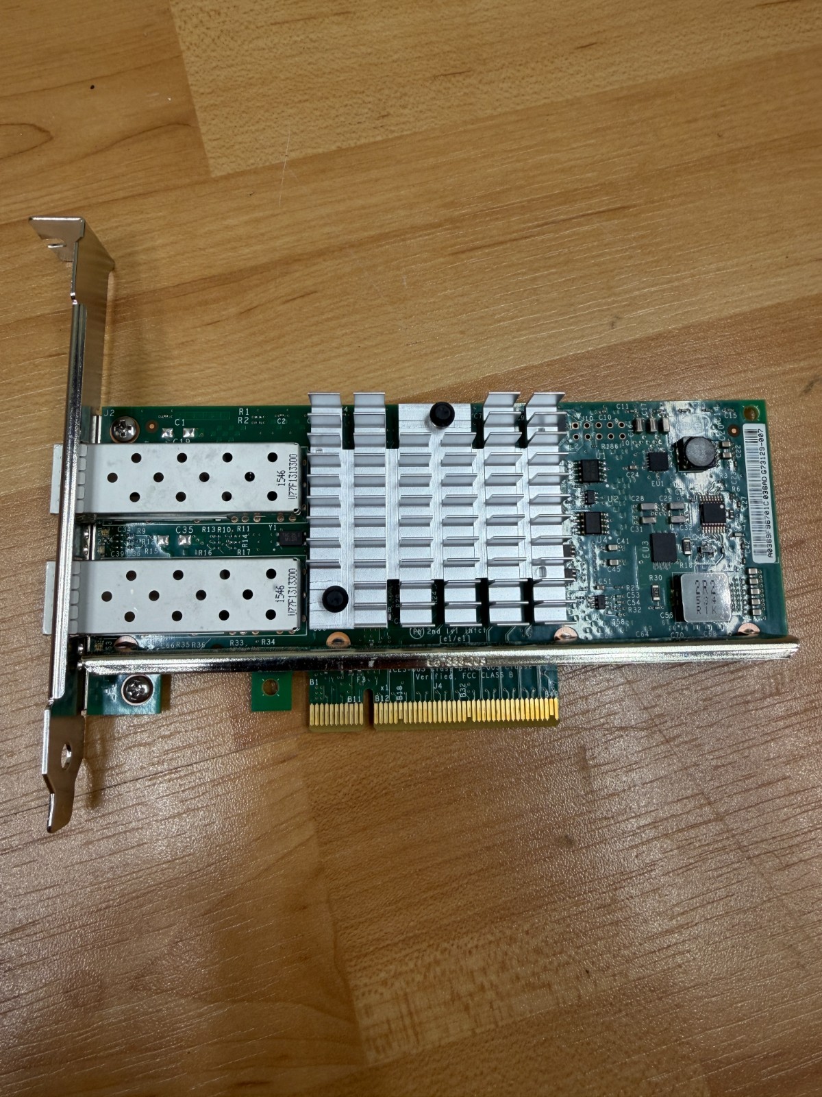 Dell Intel X520-DA2 Dual Port 10GbE SFP+ PCIe Network Adapter (DP/N 0XYT17)