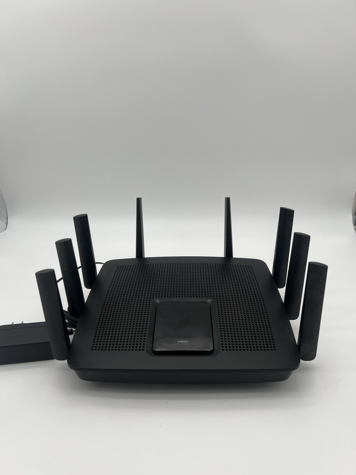 Linksys EA9500 V1.1 Wireless Router Black EA9500 V1.1 MPN Dual-Band Wi-Fi