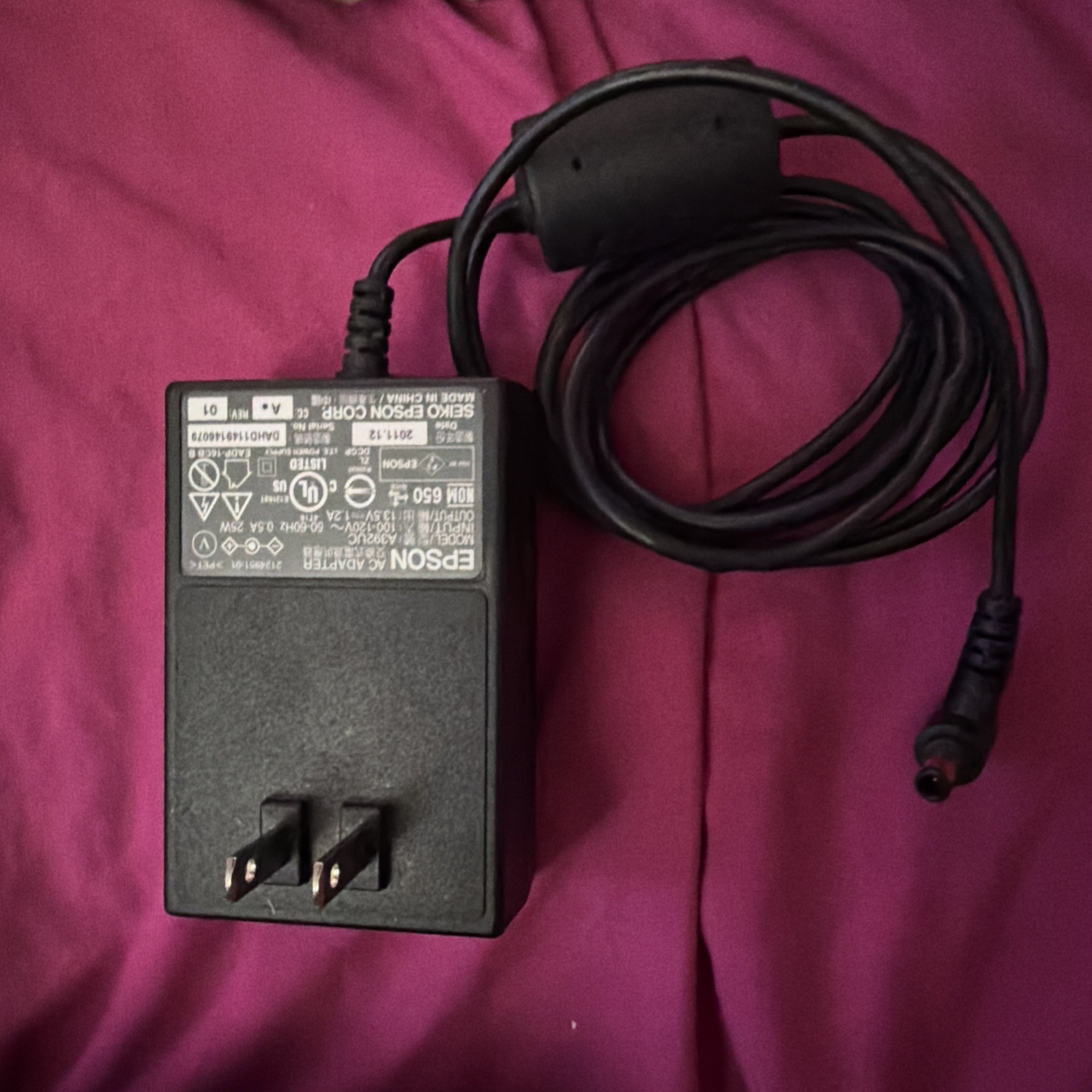 Ex condition Genuine Epson A392UC AC Adapter 13.5V 1.2A 25W Scanner Power Supply