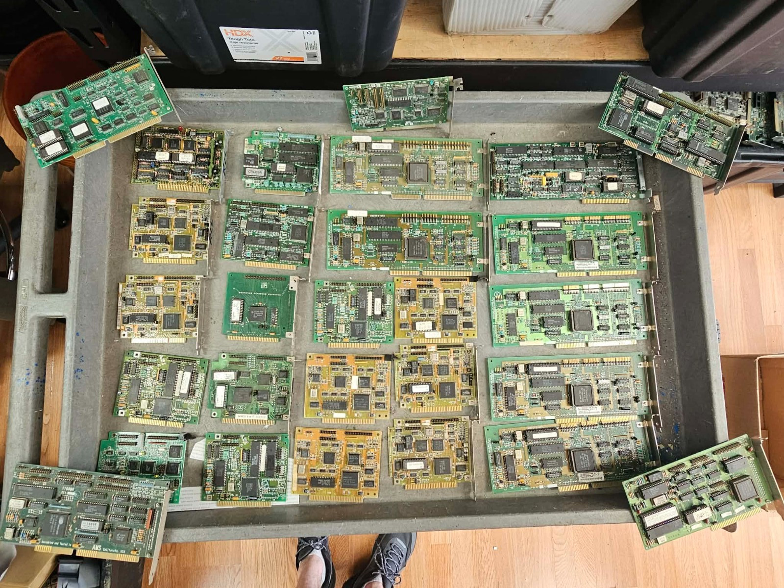 28 Vintage Retro ISA MFM RLL Hard Drive Controller Boards Reuse/Scrap Gold Clean