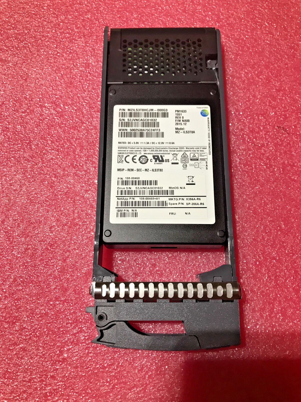 MZ-ILS3T8A SAMSUNG NetApp X356A-R6 3.84TB SAS 12G  SFF SC PM1633 SSD