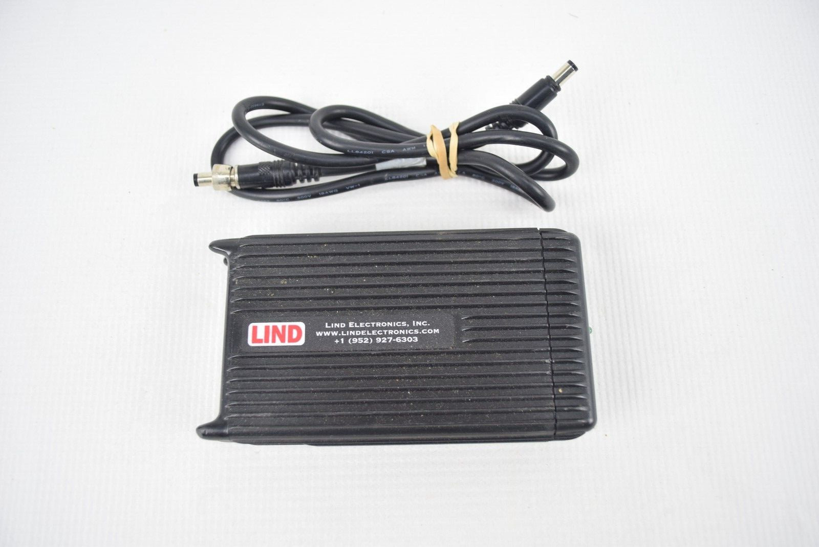 LIND PA1555-2154 Automotive Adapter 15 Vdc 5.5A