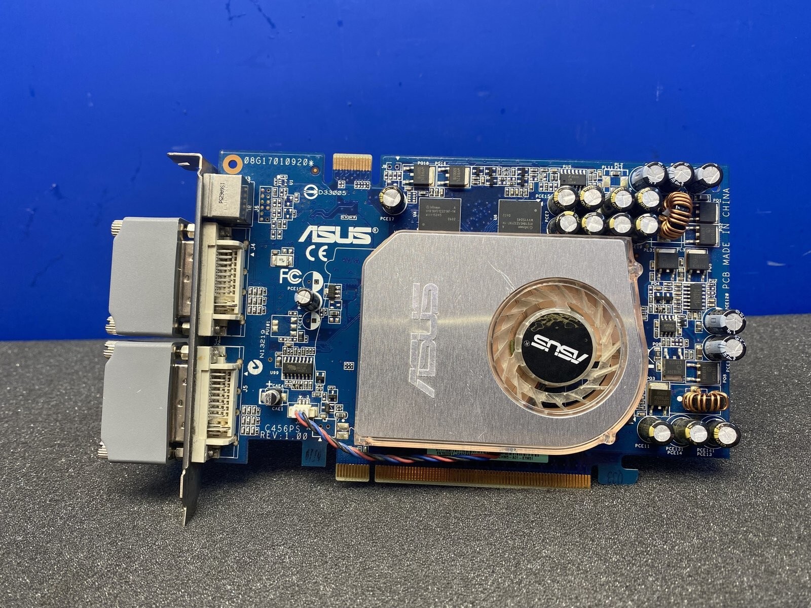 ASUS GEFORCE 7600GT 256MB GDDR3 PCIE X16 DVI GRAPHICS CARD EN7600GT/2DHT/256M/A
