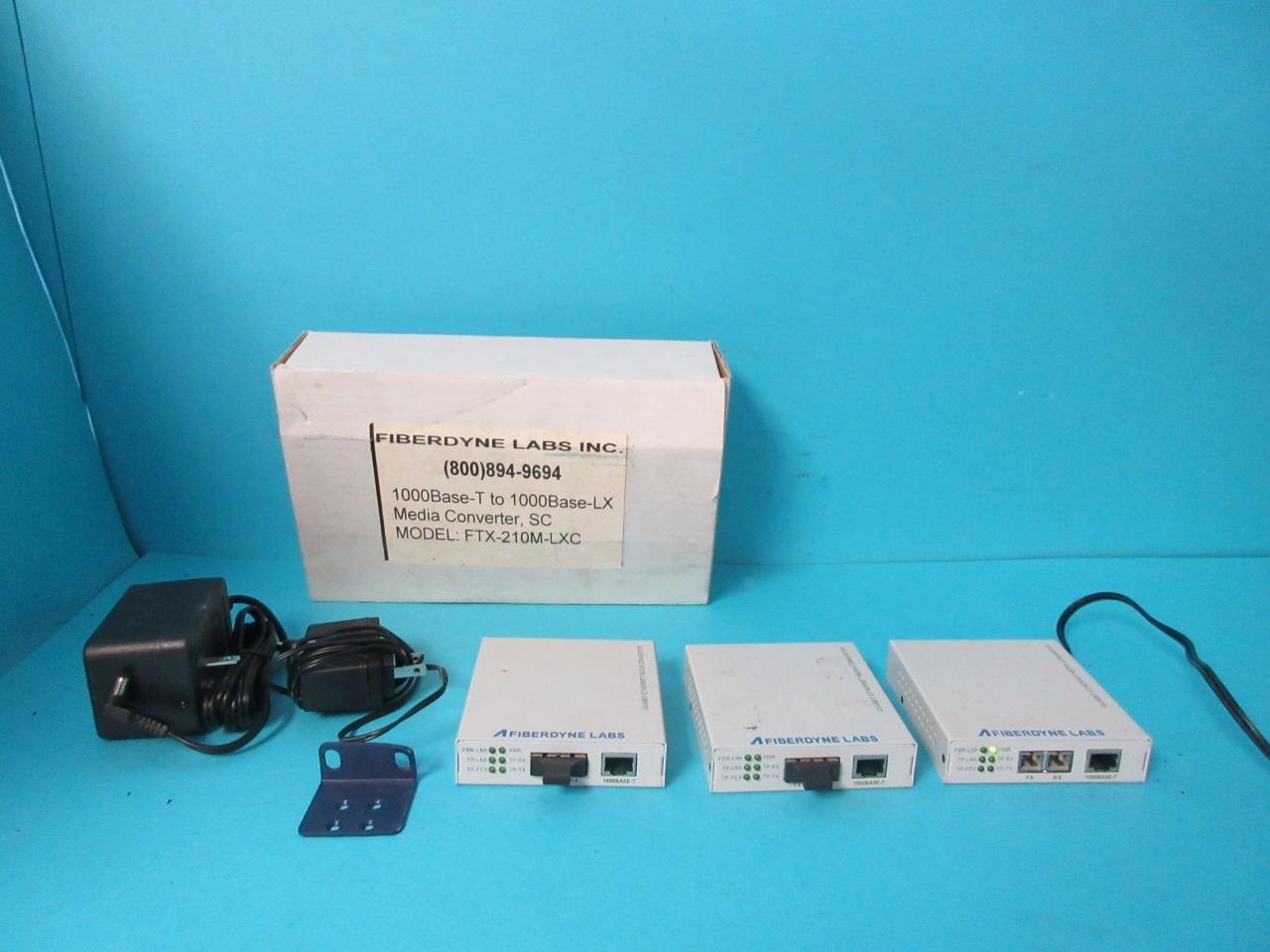Lot of 3 Fiberdyne Labs Gigabit Ethernet Media Convertor p/n 202-4125-000