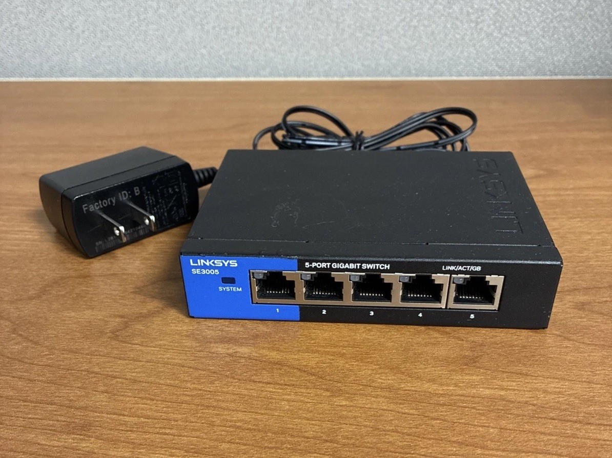 LINKSYS SE3005 V2 5-PORT GIGABIT ETHERNET SWITCH