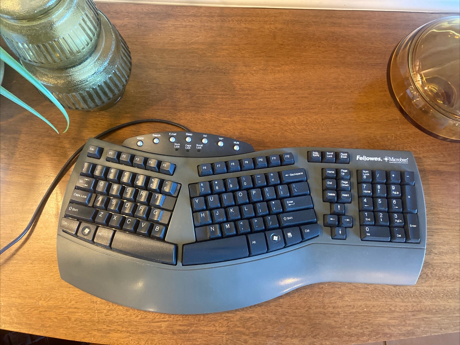 Fellowes Microban Ergonomic Wired USB Smart Design Keyboard KU-9938 Tested Works