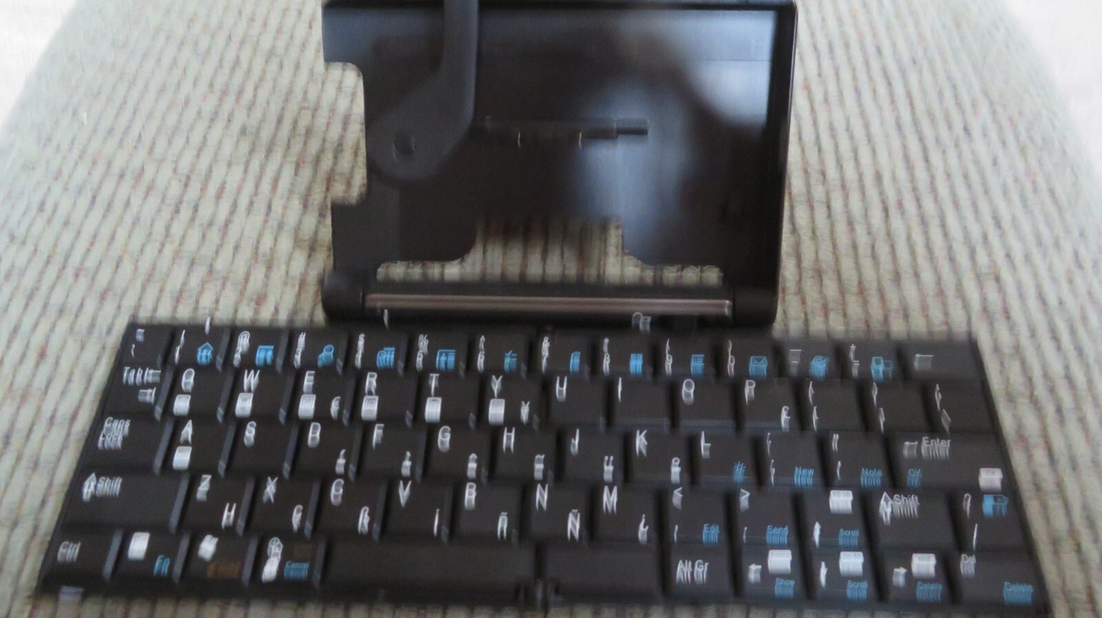 Palm 3169WW Wireless Keyboard