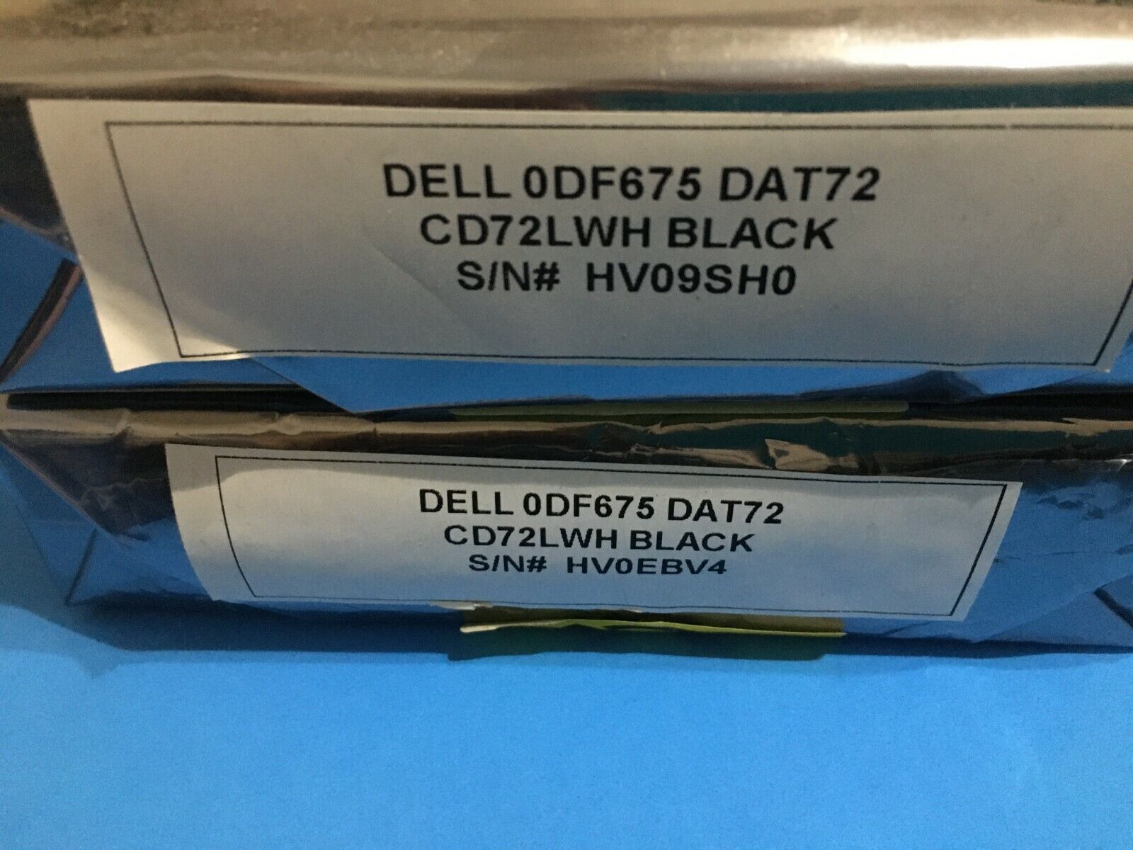 DELL  0DF675 Quantum CD72LWH DAT72 36/72GB SCSI LVD int. Tape Drive TD6100-154 