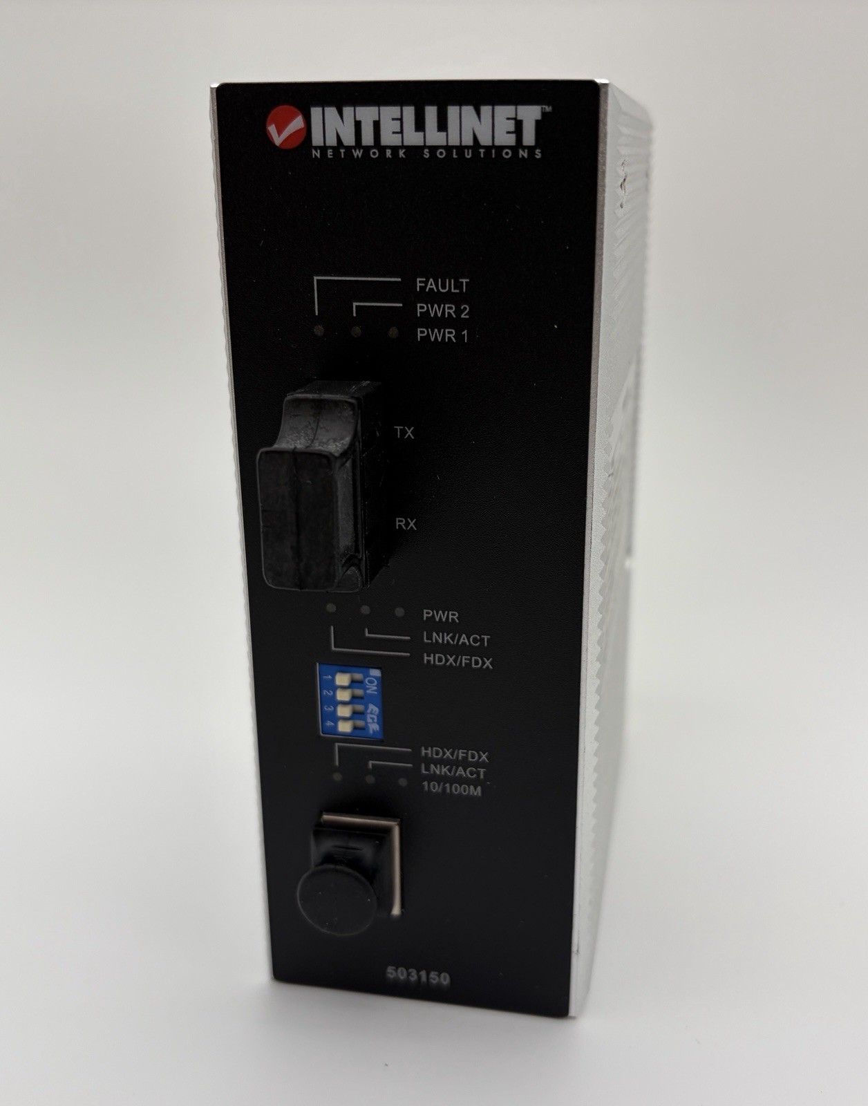 Intellinet Fast Industrial Single Mode Media Converter 503150-ICU-1 30 KM