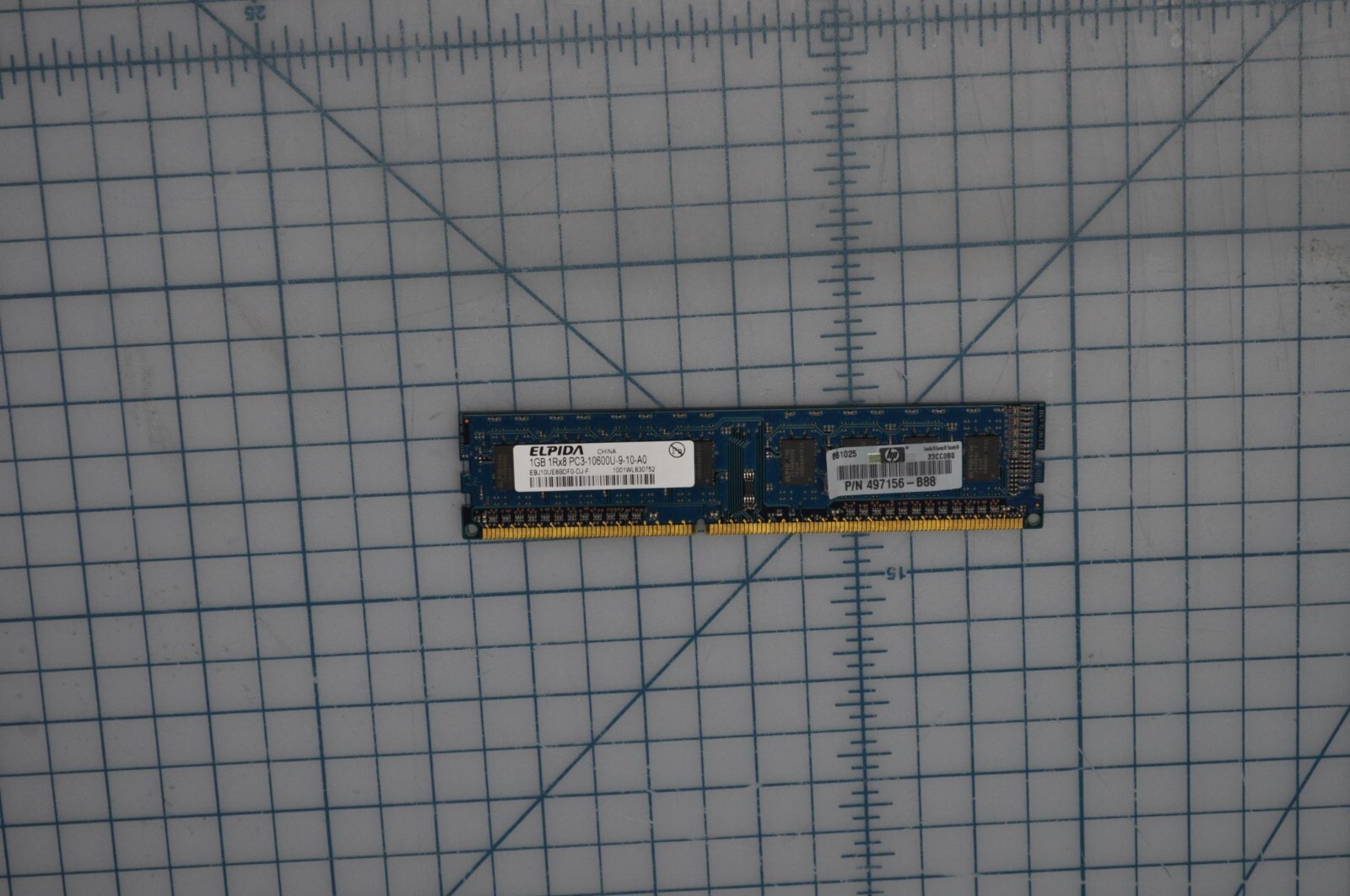 HP 1 GB PC3-10600 1333MHZ SDRAM EEC RE 497156-B88