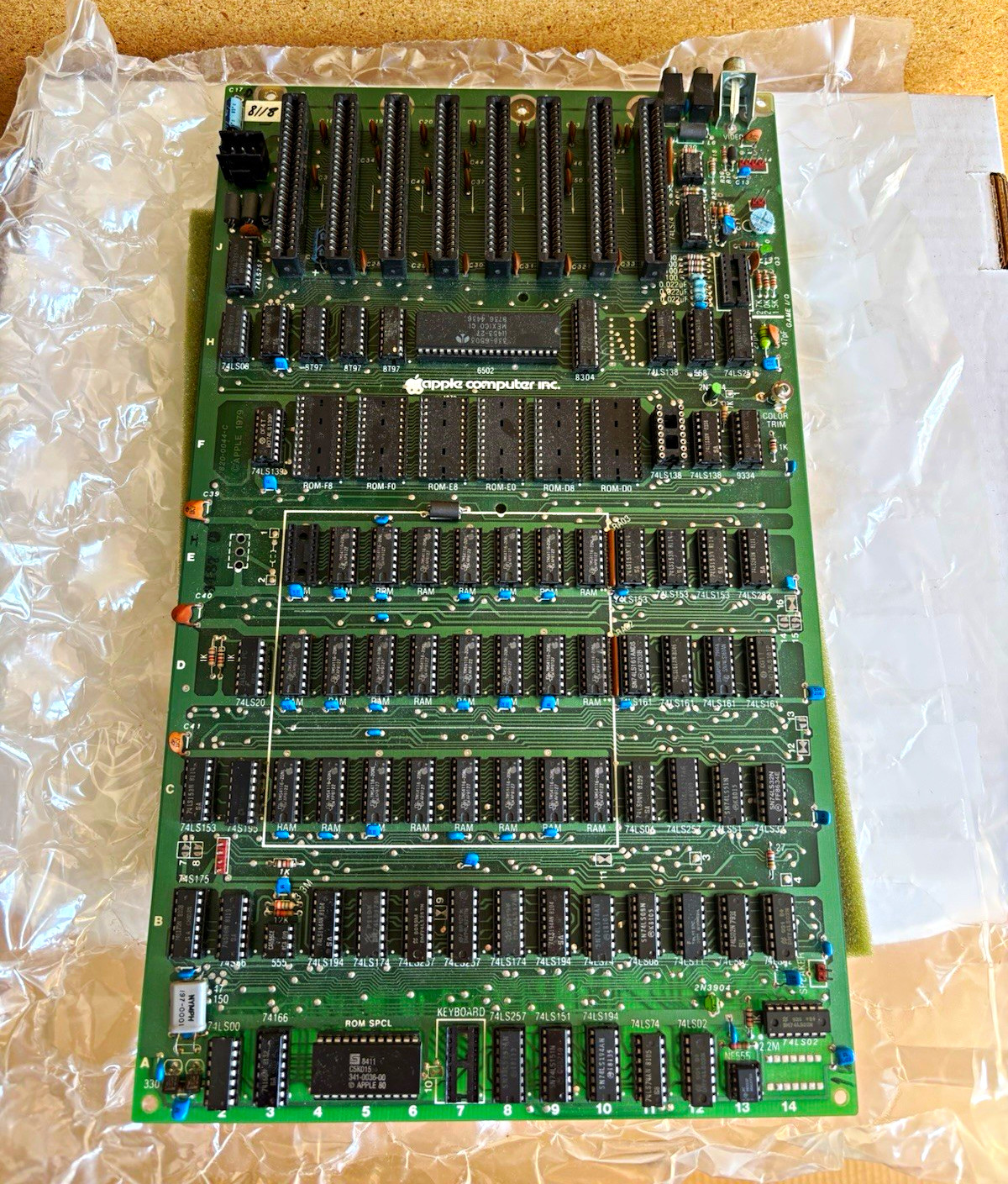 Apple Computer Inc Apple II Plus Motherboard 