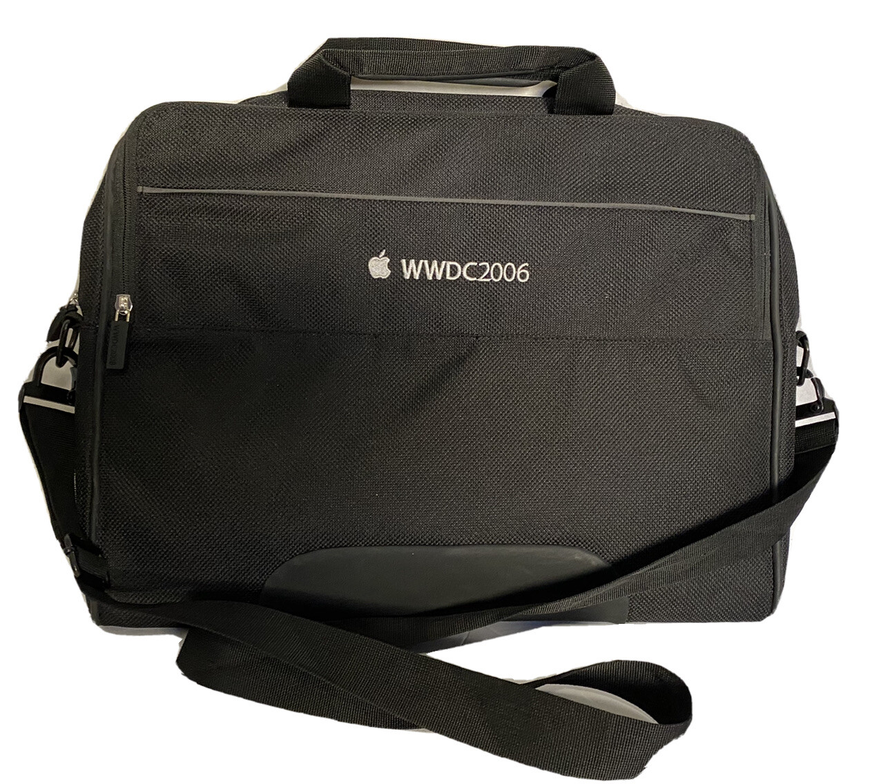Apple WWDC 2006 Laptop Computer Messenger Bag Black Pocket