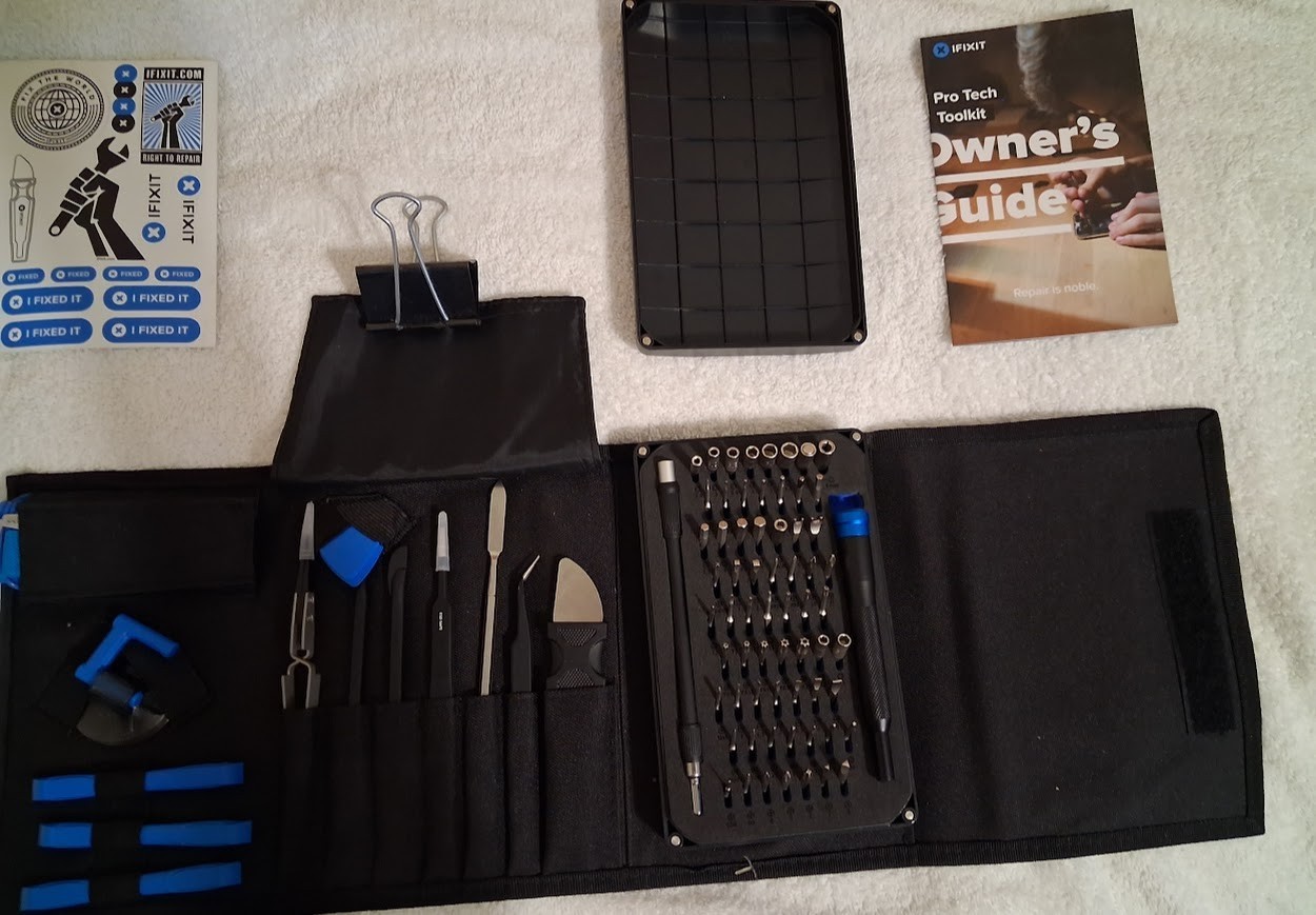 iFixit Pro Tech Electrician Tool Set 64 Pc Black/Blue