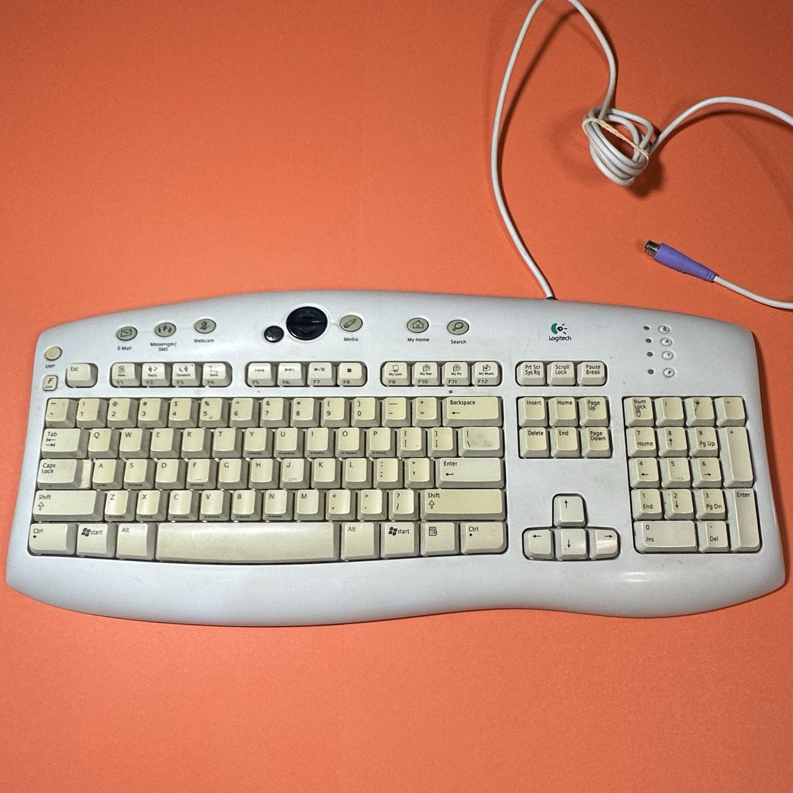 Vintage Logitech Access Keyboard PS2 PS/2 Wired - Tested