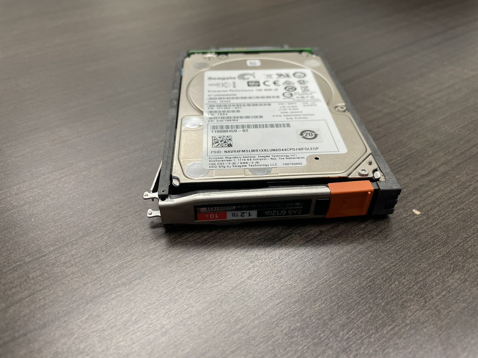 EMC Unity 1.2TB 10K 2.5” 12GB/s SAS HDD – PN: 005051632 / D3-2S10-1200