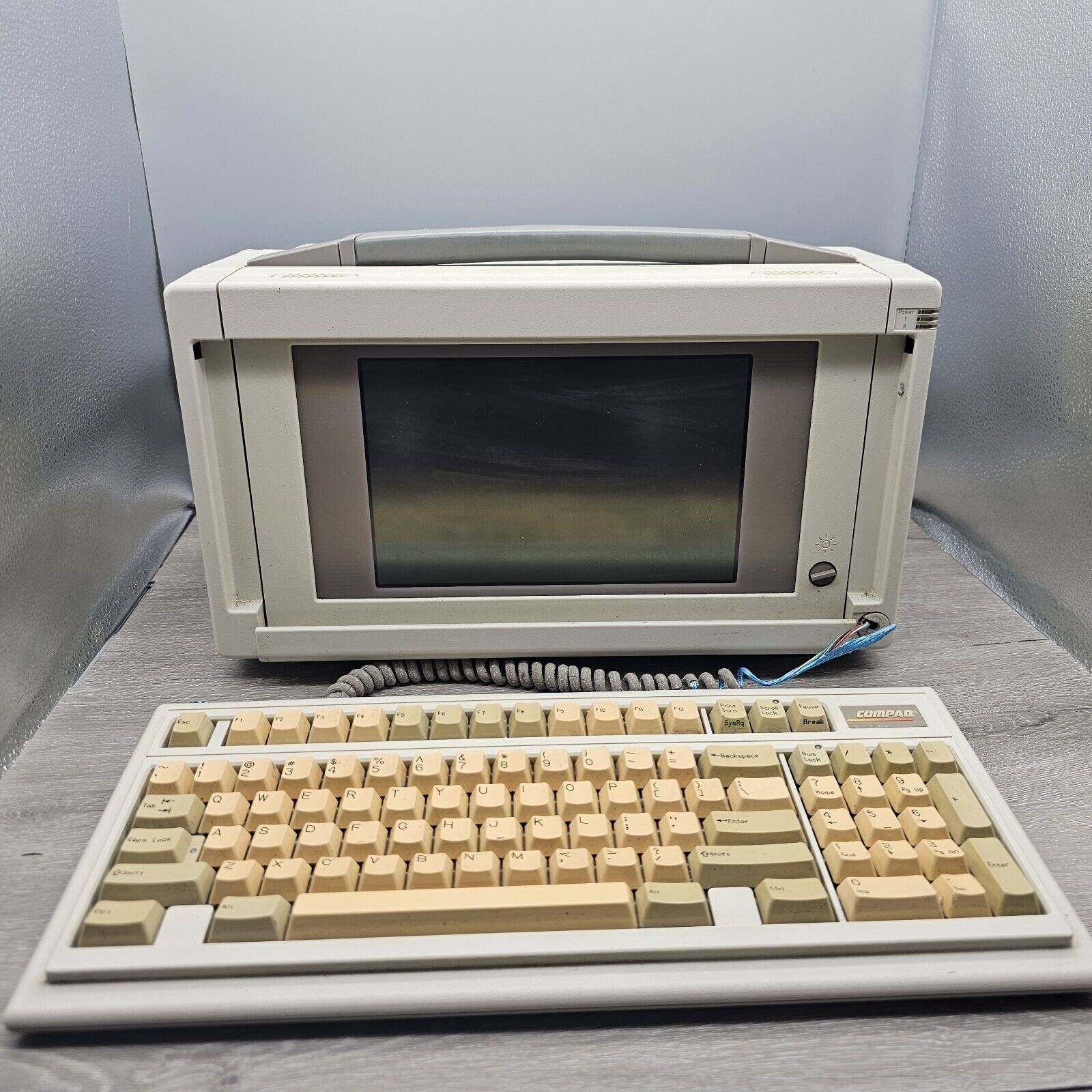 Compaq 386 Portable Computer. Model: 2670 with Detachable Keyboard Parts Only