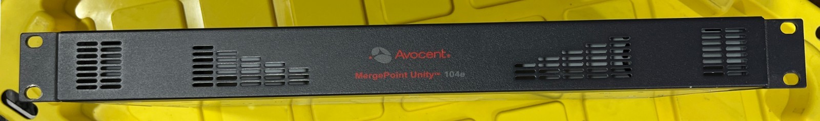 Avocent MergePoint Unity MPU104E 4-Port KVM over IP Switch Single Power- USED