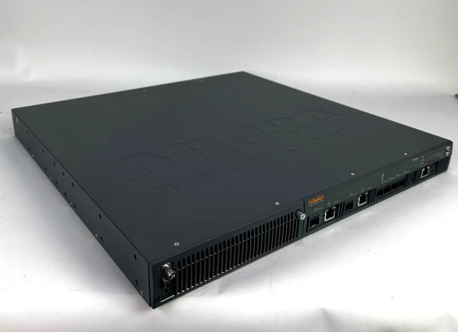 Aruba JW760A 7240 4-Port Mobility Network Controller 10Gb SFP+&2-Port GbE No PSU