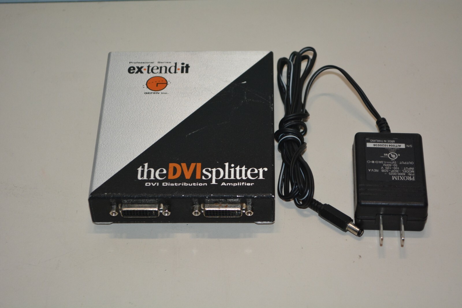 Gefen Ex-Tend-It The DVI Splitter Repeater Extender / Distribution Amplifier 