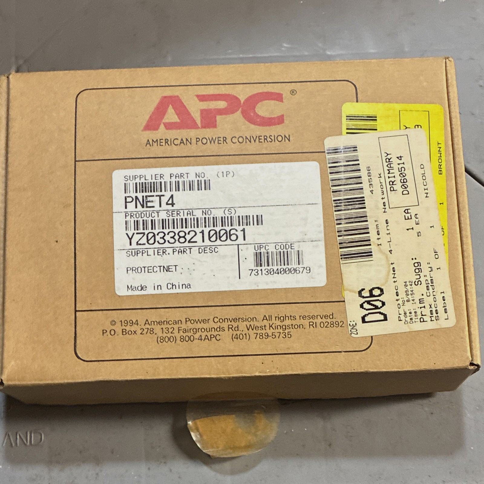 APC PNET4 Surge Protector Isolated Loop Circuit Protector, 8 Outlets