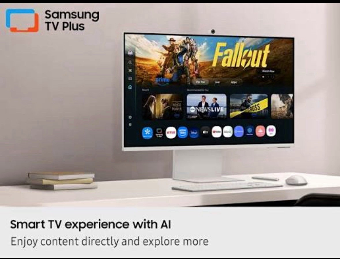 Samsung Smart Monitor M8 32in 4K UHD LCD USB-C/HDMI Speakers Webcam White