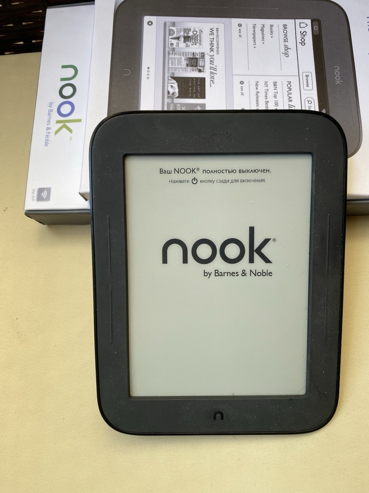 Nook Simple Touch BNRV300 MINT Condition Russified/Cyrillic OEM