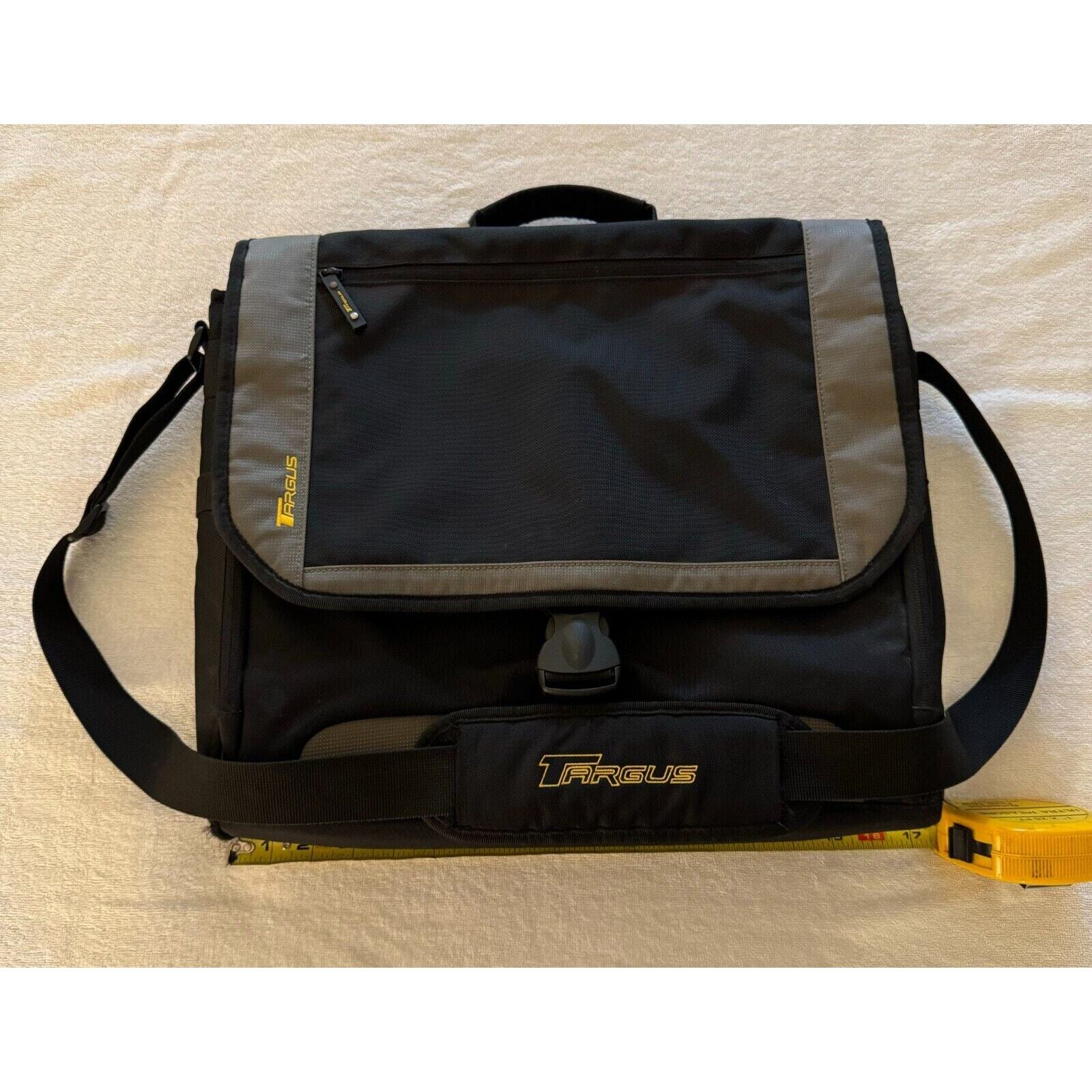Targus CityGear Messenger CrossBody Shoulder Bag Tablet Kindle Blck Label/Handle