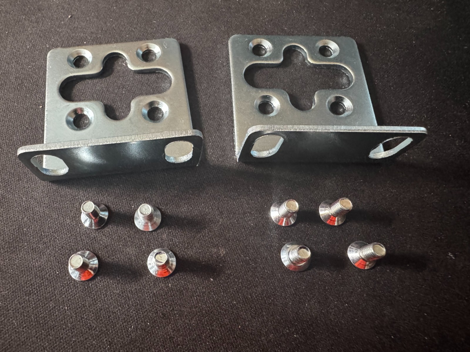 Rack Mount Kit Rack Ears for HP Procurve Aruba - 