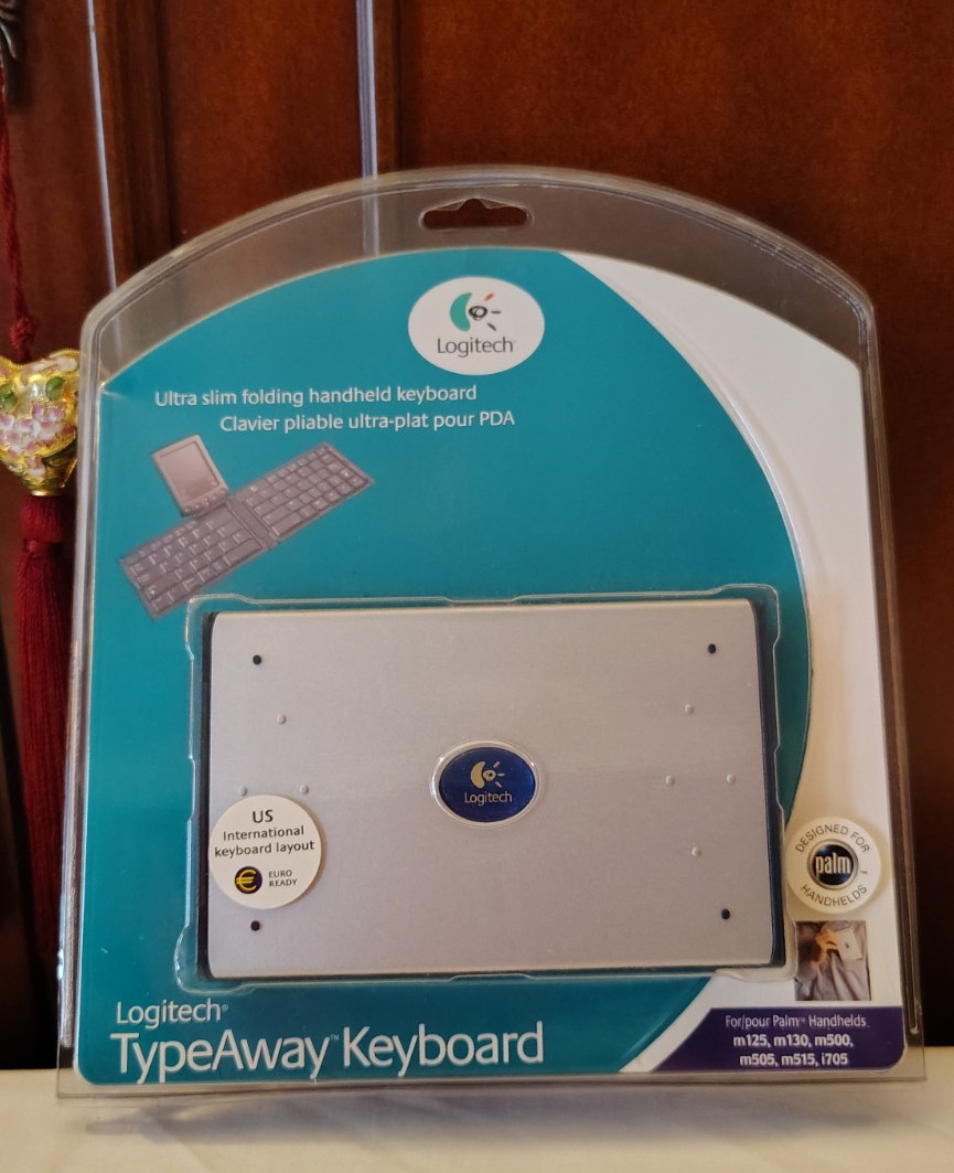 LOGITECH TypeAway Keyboard Ultra Slim Folding Keyboard for PALM Handhelds NEW