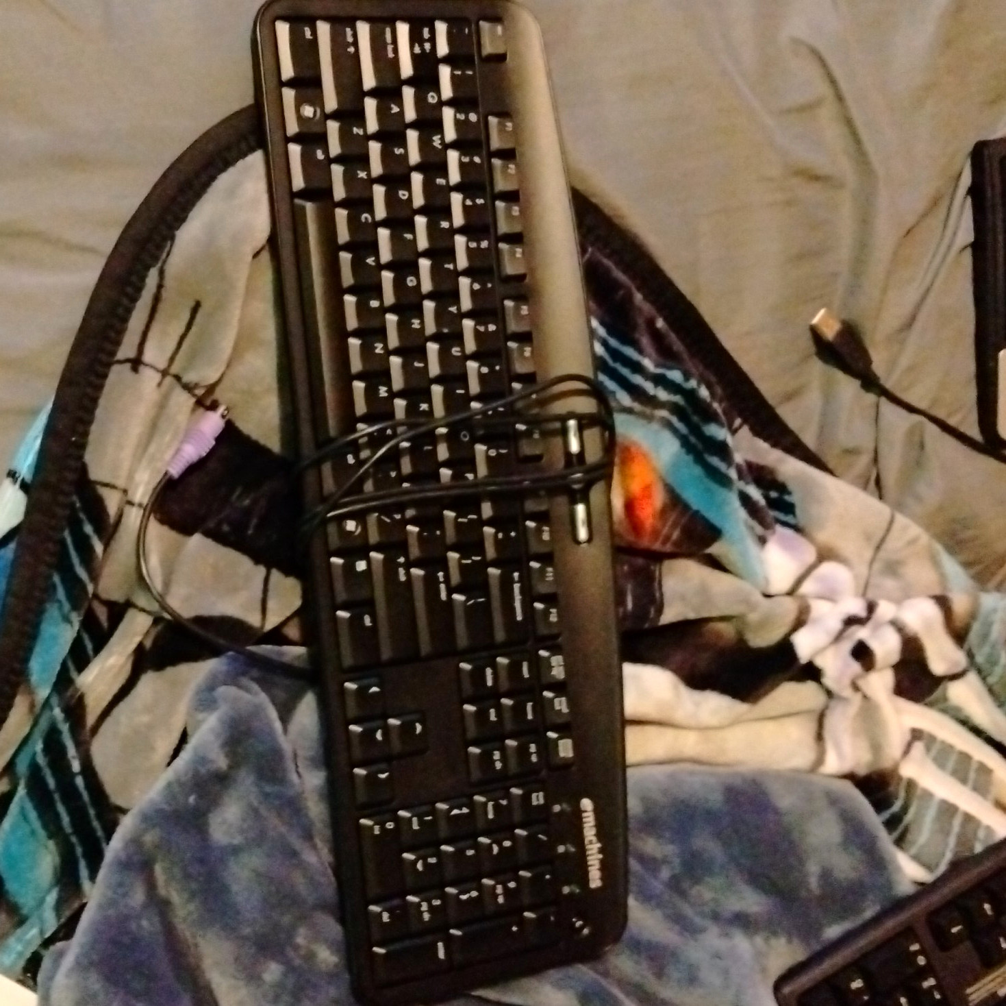 eMachines KB-0705 Black PS/2 Wired Standard English QWERTY Keyboard