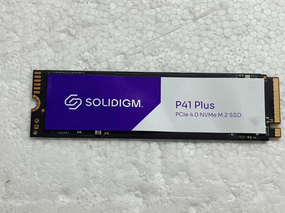 Solidigm P41 Plus 512GB M.2 NVMe SSD PCIe4.0 x4 2280 M-Key Internal SSD